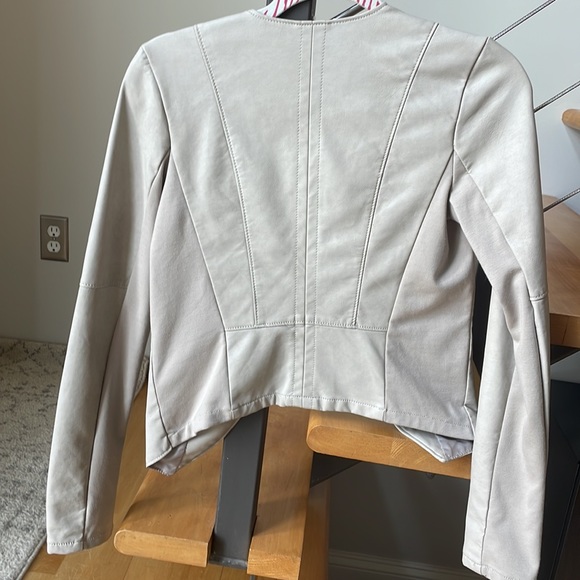 Dynamite XS beige jacket - Picture 2 of 3